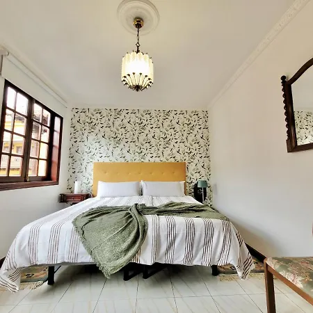 The Balcony House With Free Parking 아파트 푸에르토 드 라 크루즈