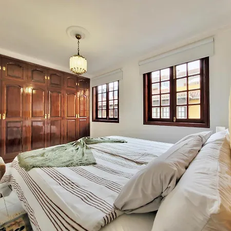 The Balcony House With Free Parking 푸에르토 드 라 크루즈