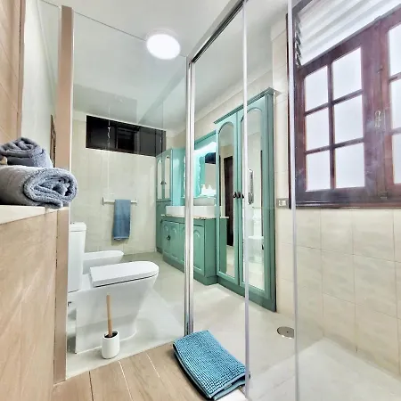아파트 The Balcony House With Free Parking 푸에르토 드 라 크루즈