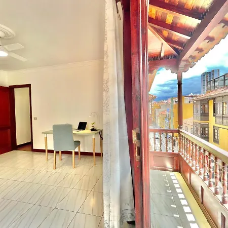 The Balcony House With Free Parking プエルト・デ・ラ・クルス