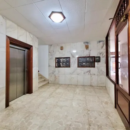 The Balcony House With Free Parking * Πουέρτο Ντε Λα Κρουζ