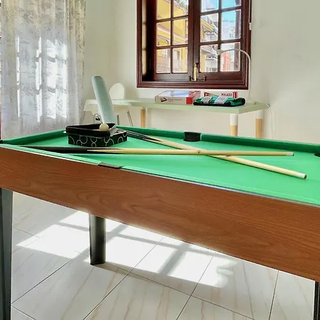 The Balcony House With Free Parking * بويرتو ذي لا كروز